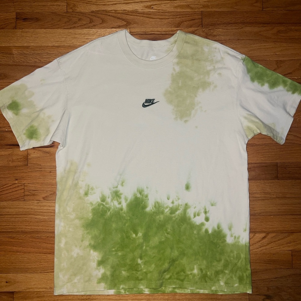 Nike Cream Loose Fit Tee